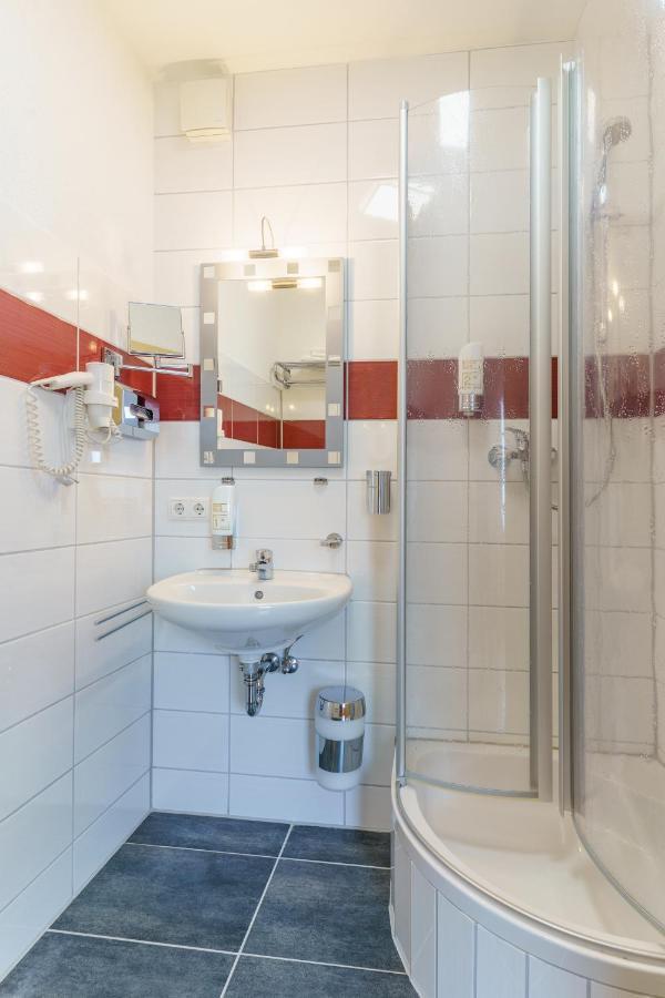 Hotel Rosenstein Heubach  Exteriör bild