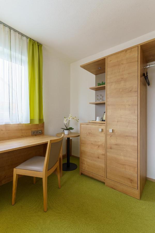 Hotel Rosenstein Heubach  Exteriör bild