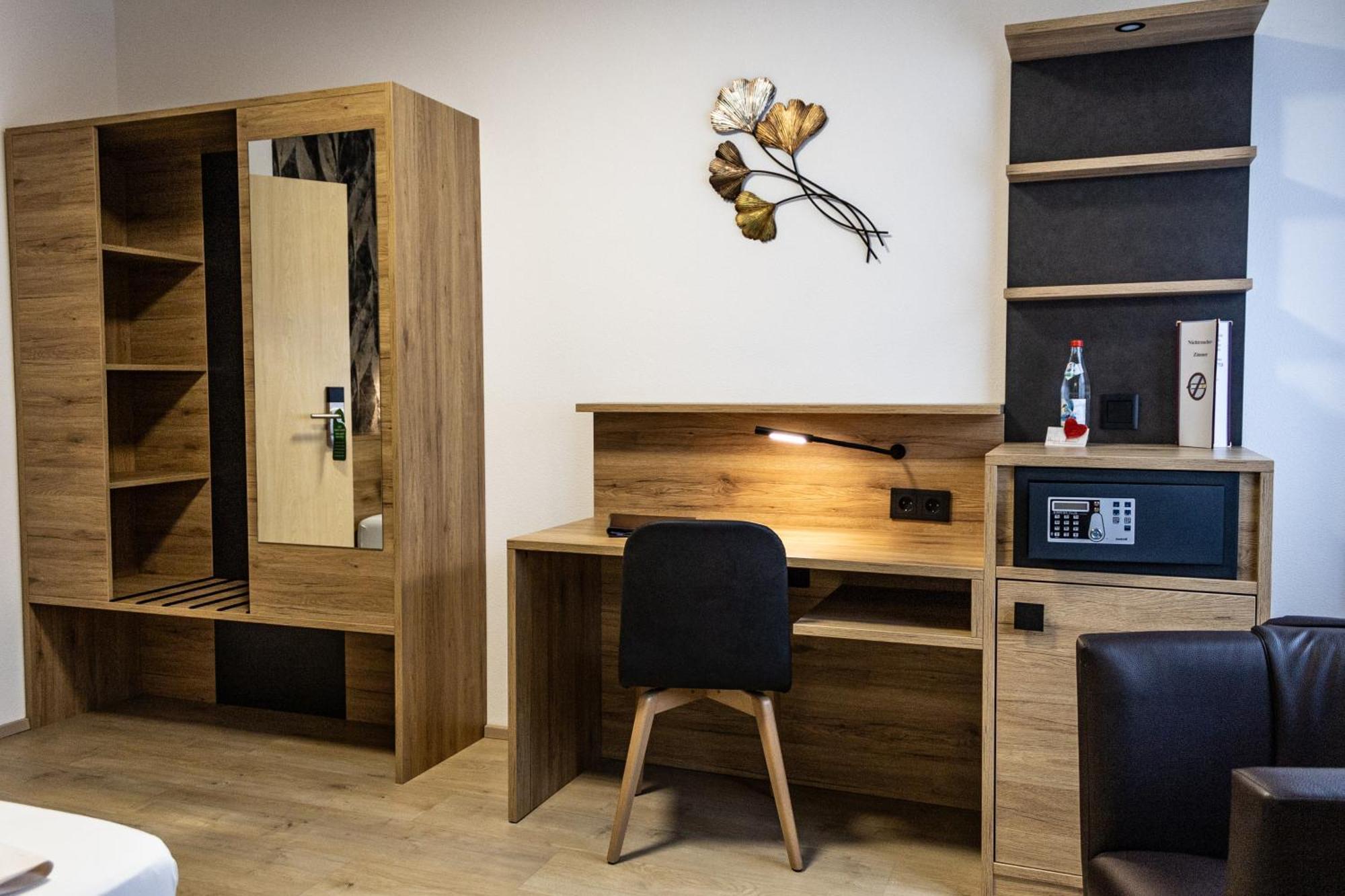 Hotel Rosenstein Heubach  Exteriör bild